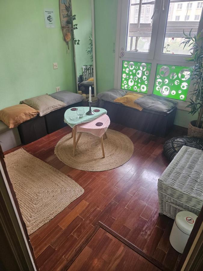 Habitacion Amplia Y Centrica En Piso Compartido A Coruna Luaran gambar